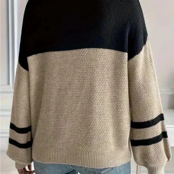 👗Bundle 5/$25👗 Cozy Color Block Crew Neck Knitted Sweater 8/10 - Picture 3 of 3